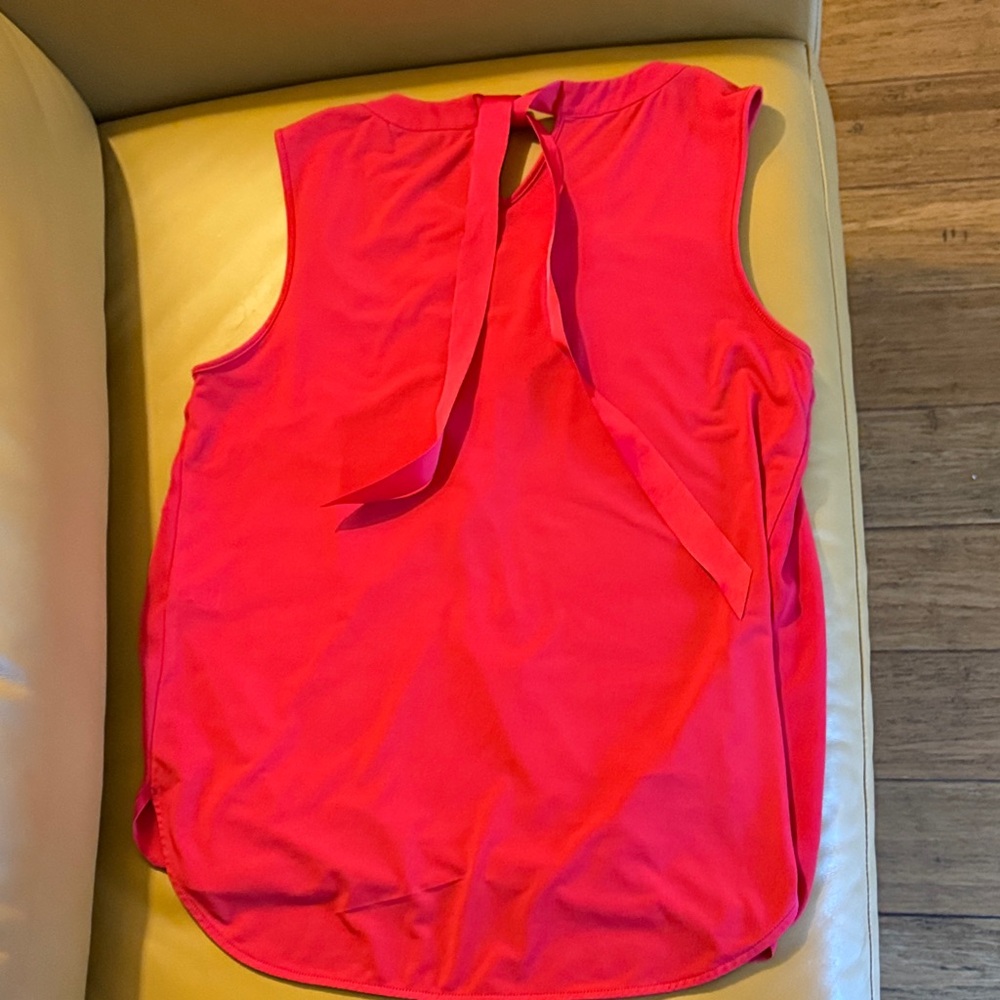41 Hawthorn Bright Red Sleeveless Blouse - Picture 4 of 4